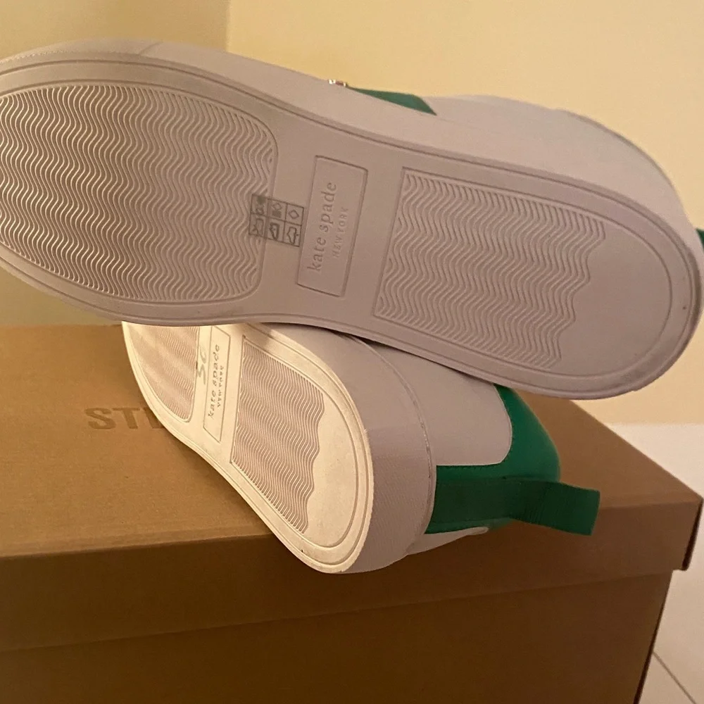 Kate Spade White and Green Casual Sneakers - Picture 8 of 9